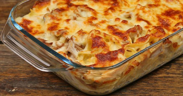 طريقة عمل مكرونة بالدجاج والبشاميل