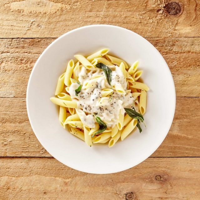 طريقة عمل مكرونة بنيه بالكريمة دايت