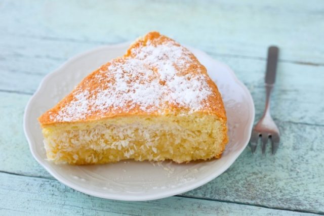 طريقة عمل كيكة الزبادي وجوز الهند