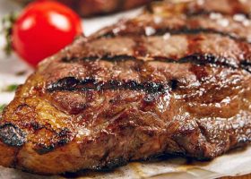 طريقة عمل ستيك اللحم مثل المطاعم