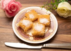 طريقة عمل بسبوسة بالزبادي بدون بيكينج باودر