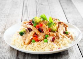 طريقة عمل دجاج بالخضار للدايت