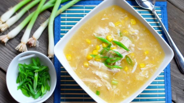 طريقة عمل شوربة ذره بالدجاج