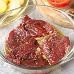 طريقة عمل تتبيلة الستيك
