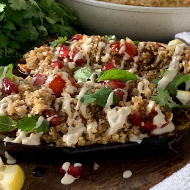 طريقة عمل قوارب الباذنجان بالبرغل