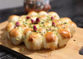 طريقة عمل خلية النحل بالكيري والفستق الحلبي