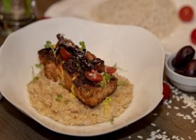 طريقة عمل ريزوتو الجريش مع السلمون المشوي