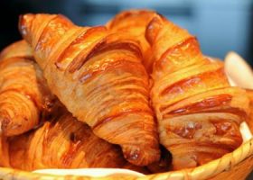 طريقة عمل كروسان ساده