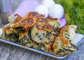 طريقة عمل فطيرة السبانخ التركية