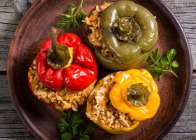 طريقة عمل فلفل محشي بسعرات حرارية أقل