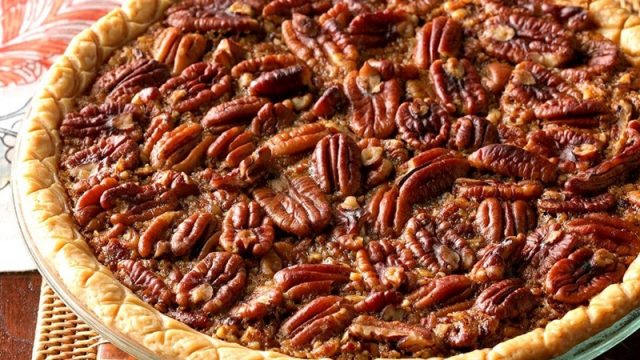 طريقة عمل فطيرة جوز البيكان