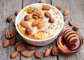 طريقة عمل شوفان بالمكسرات والعسل دايت