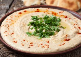 طريقة عمل حمص معلب