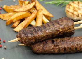 طريقة عمل كباب لحم مفروم مقلي