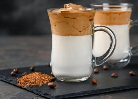 طريقة عمل قهوة الدلجونا المثلجة