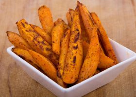 طريقة عمل بطاطا حلوة بالفرن