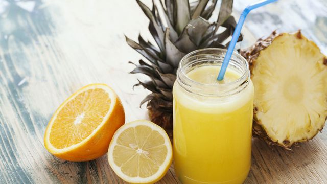 طريقة عمل عصير برتقال واناناس