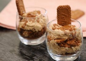 طريقة عمل حلى اللوتس بثلاث مكونات