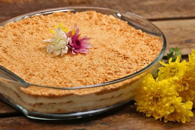 طريقة عمل حلى البسكوت والكريم كراميل