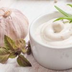 طريقة عمل ثومية بدون بيض