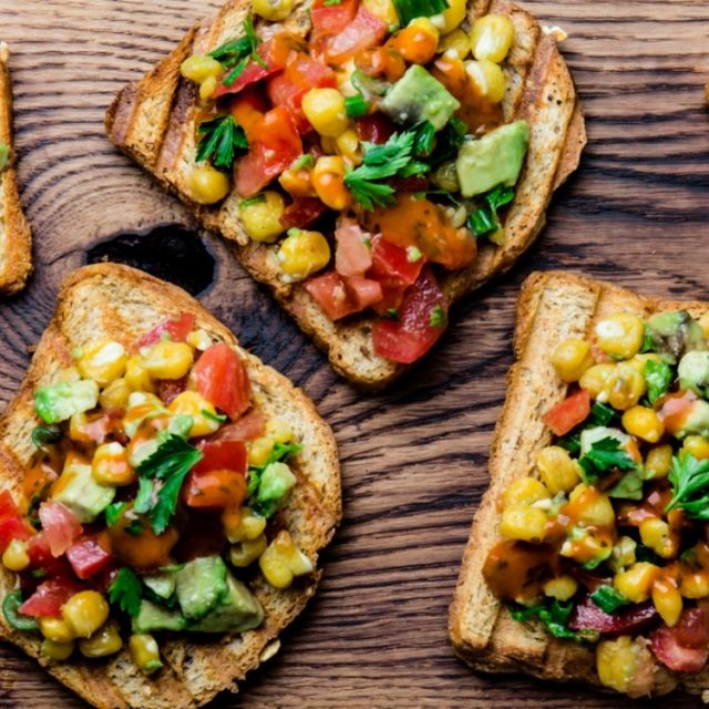 طريقة عمل شرائح التوست بالحشوة المكسيكية