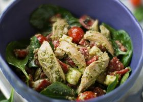 طريقة عمل دجاج بالبستو للرجيم