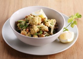 طريقة عمل سلطة الزهرة المقلية