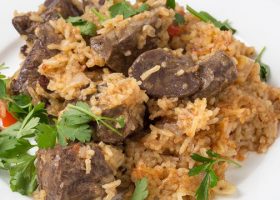 طريقة عمل الارز البسمتى بالكبد والقوانص