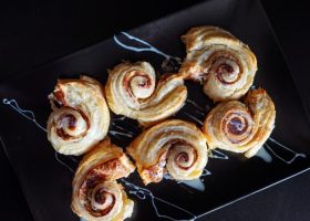 طريقة عمل حلى البف باستري بالقرفة