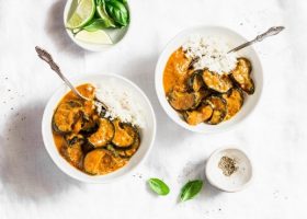 طريقة عمل الباذنجان بالكاري للنباتيين