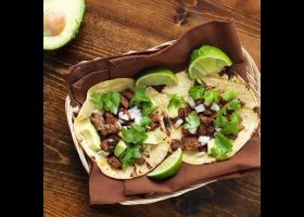 طريقة عمل ساندويش الستيك بالسمسم والليمون