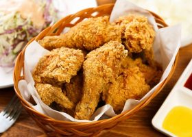 طريقة عمل دجاج كنتاكي مثل المطاعم