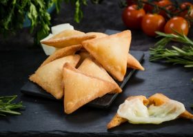 طريقة عمل عجينة السمبوسة بالنشا