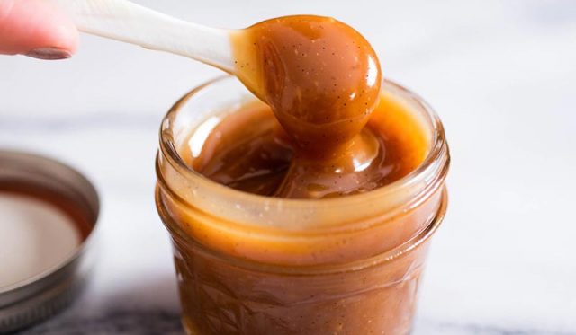 طريقة عمل صوص الكراميل للقهوة