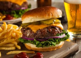 طريقة عمل برجر اللحم مثل المطاعم