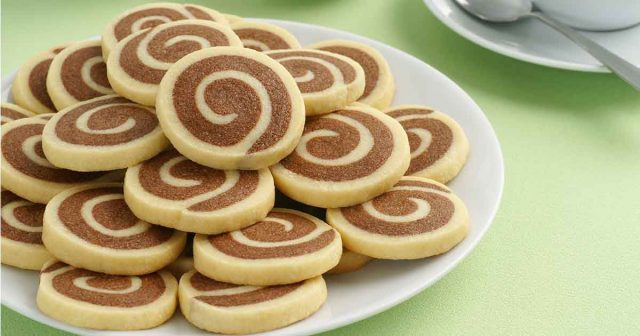 طريقة عمل رولات البسكويت بالنوتيلا