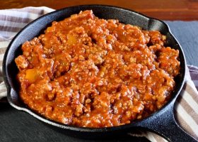 طريقة عمل قلاية الطماطم باللحم