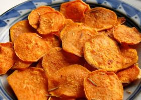طريقة عمل بطاطا حلوة مقلية مقرمشة