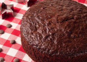 طريقة عمل كيكة زبادي بالشوكولاته