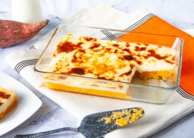 طريقة عمل صينية البطاطا الحلوة بالبشاميل