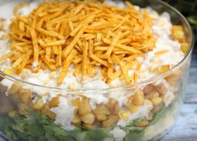 طريقة عمل سلطة عيدان البطاطس