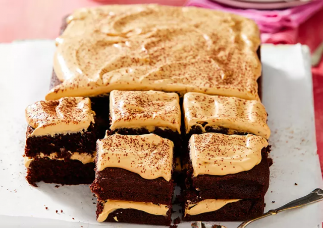 طريقة عمل كيكة النسكافيه بالصوص