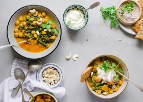 طريقة عمل البطاطس الحلوة بالكاري مع الكاجو والبازلاء