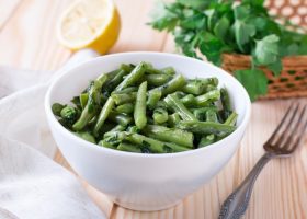 طريقة عمل سلطة الفاصوليا الخضراء