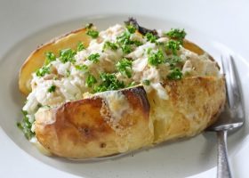 طريقة عمل بطاطس بالتونة للرجيم