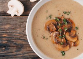 طريقة عمل شوربة فطر بدون كريمة دايت