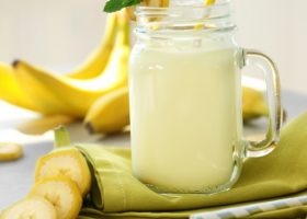 طريقة عمل ميلك شايك الموز