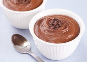 طريقة عمل مهلبية بالشوكولاتة الداكنة