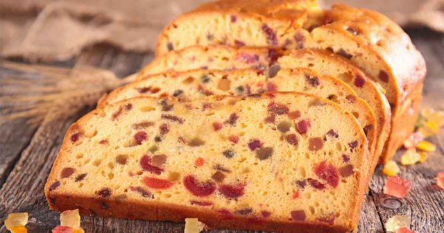 طريقة عمل كيكة اسفنجية بالفواكة والمكسرات