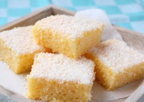 طريقة عمل كيكة جوز الهند